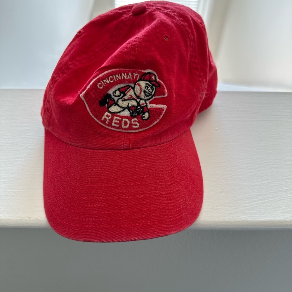 ‘47 Cinncinatti Reds Cooperstown Clean Up Hat
